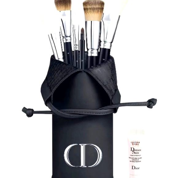 Dior - Picture 3 of 4